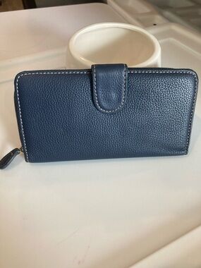 Giani Bernini Navy Blue Pebbled Genuine Leather Zip Snap Wallet
